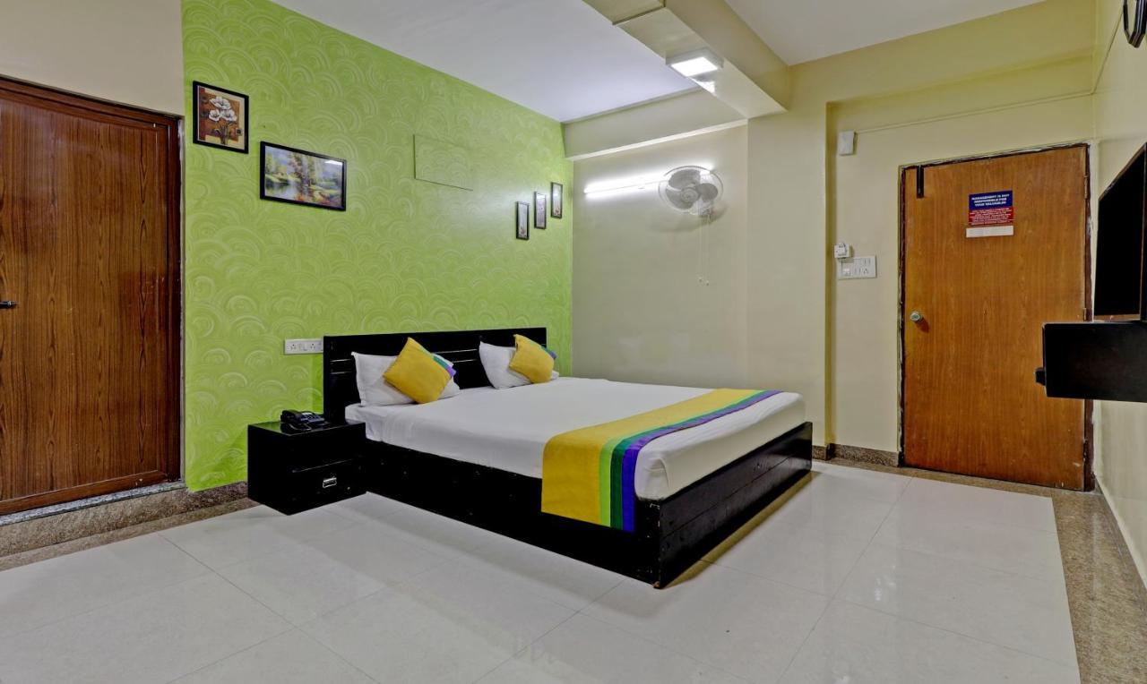 Itsy By Treebo - Palm Emirates Hotel Bangalore Luaran gambar