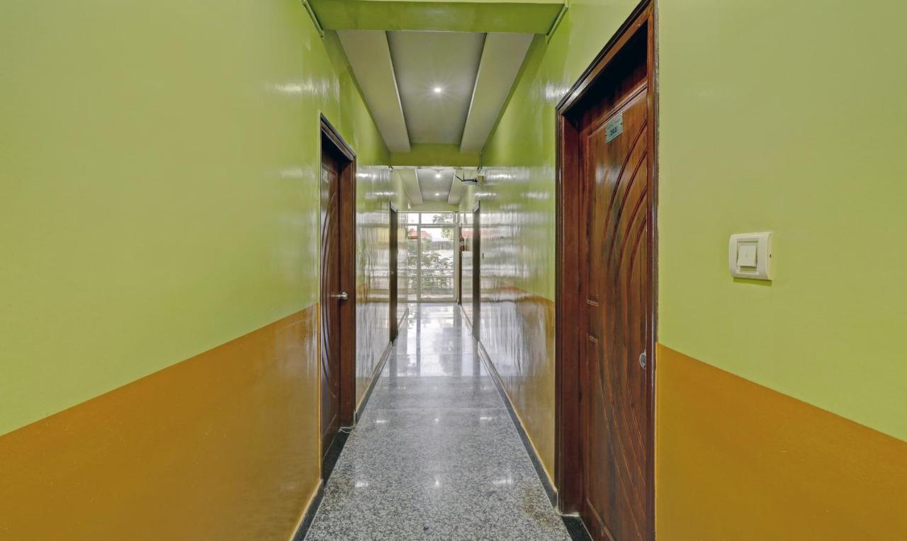 Itsy By Treebo - Palm Emirates Hotel Bangalore Luaran gambar