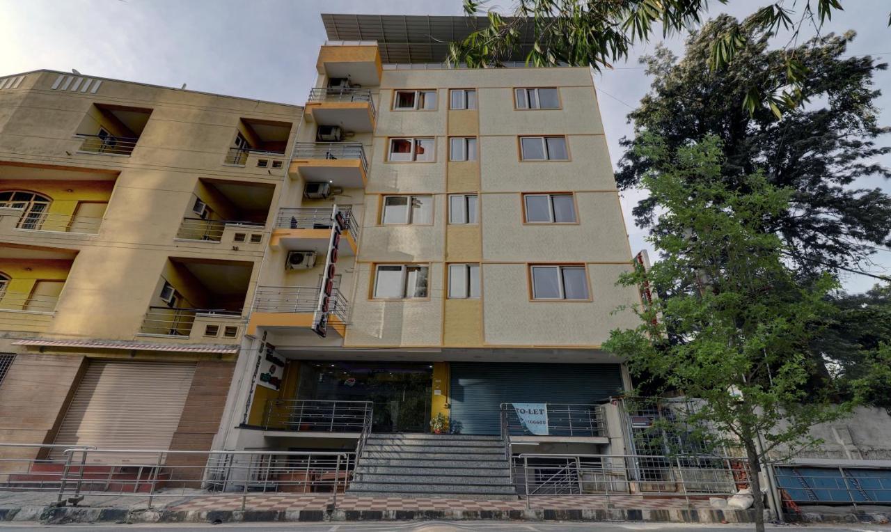 Itsy By Treebo - Palm Emirates Hotel Bangalore Luaran gambar