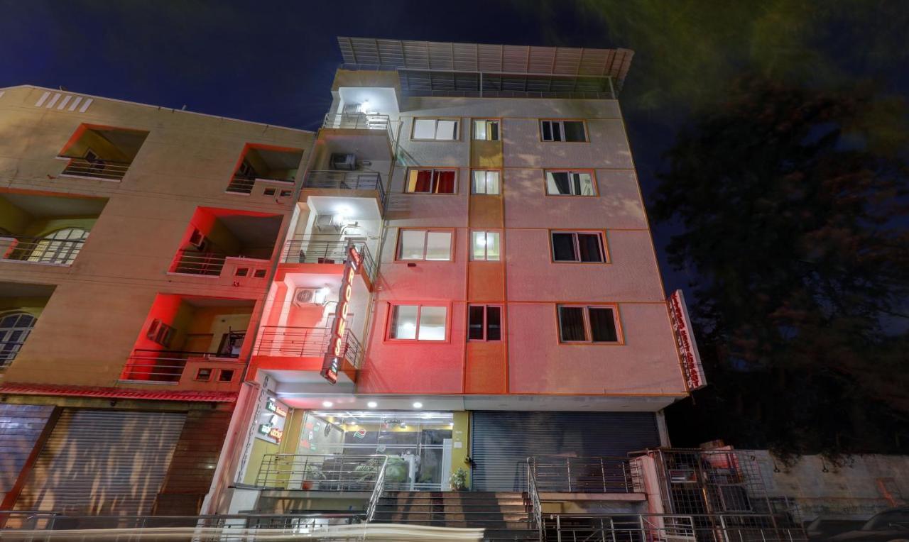 Itsy By Treebo - Palm Emirates Hotel Bangalore Luaran gambar
