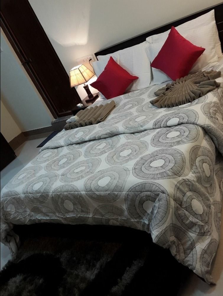 Itsy By Treebo - Palm Emirates Hotel Bangalore Luaran gambar