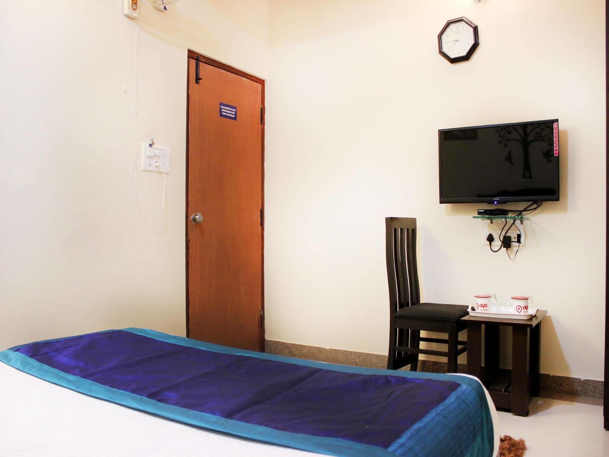 Itsy By Treebo - Palm Emirates Hotel Bangalore Luaran gambar